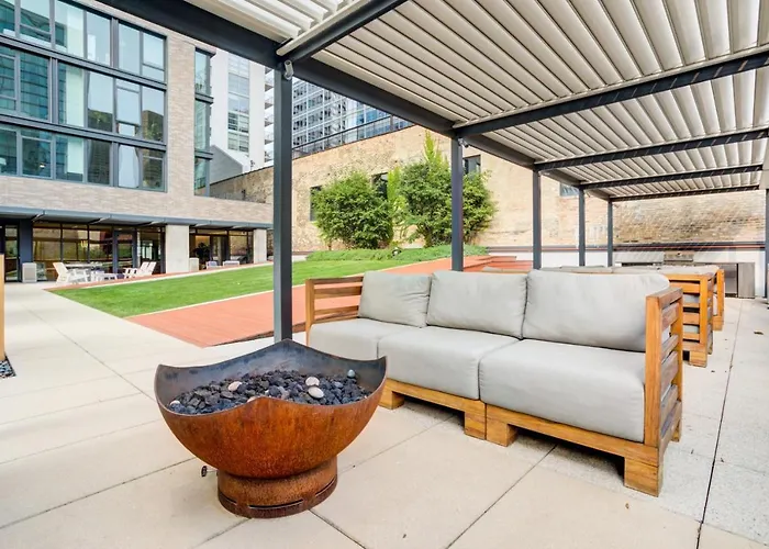 Apartment W Loop 1br W Pool Gym Lounge Nr L Chi-750